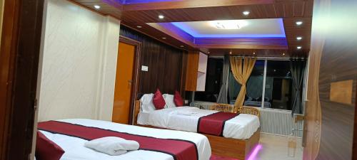 ruid52e121f0cc1c43fa86ec34609d456fc0